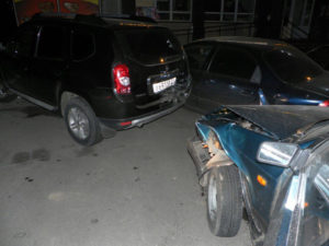 В Новоюжном районе Чебоксар в погоне за «ВАЗом» пострадали три автомобиля‍